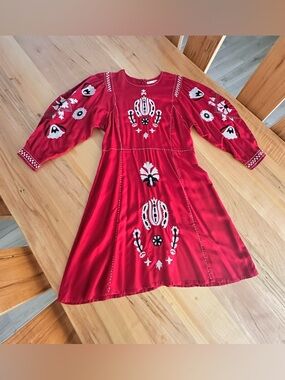 Sfera bohemian embroidered mini dress M